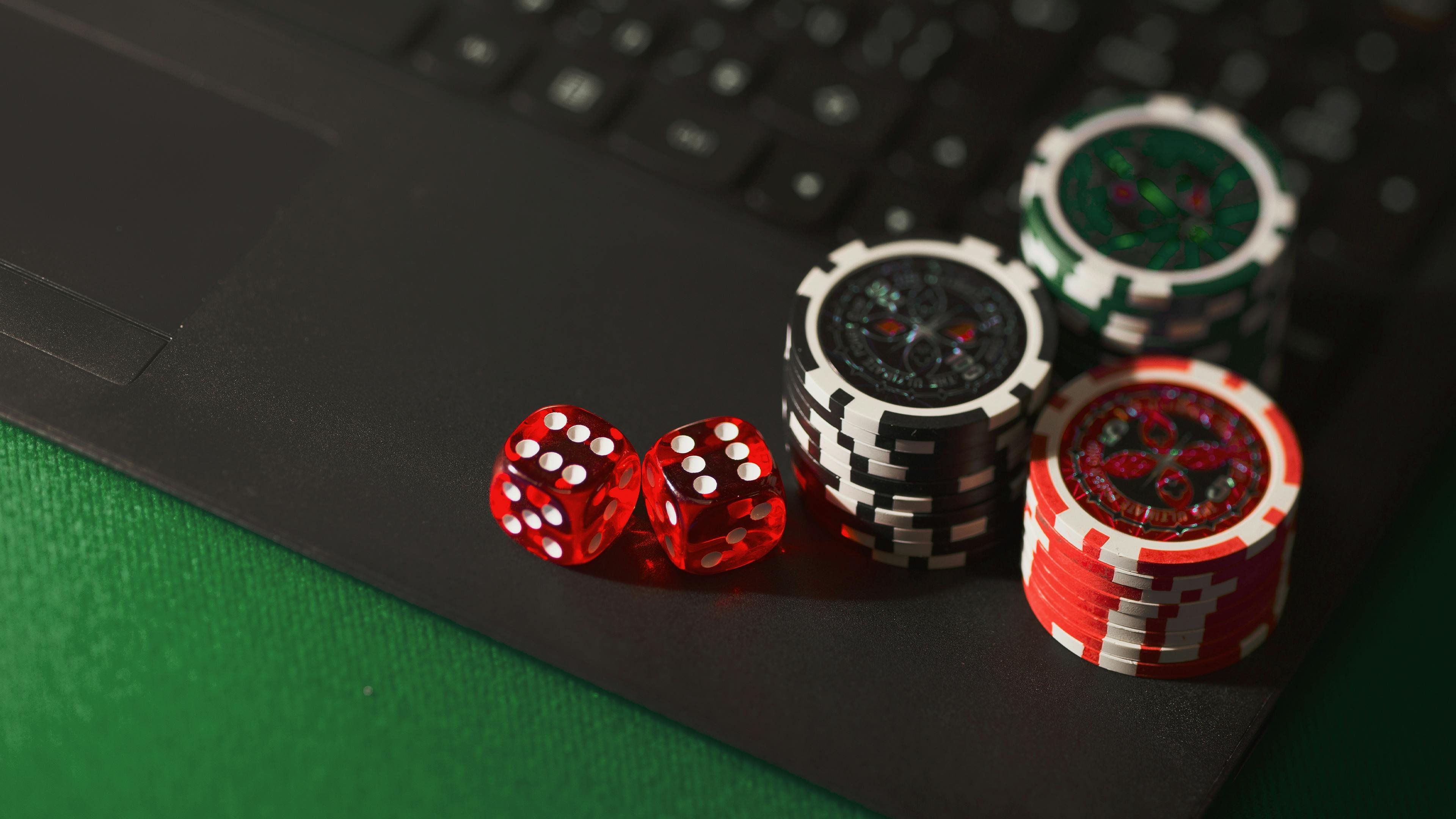 Antarmuka QRIS di batik slot dengan kode QR siap dipindai